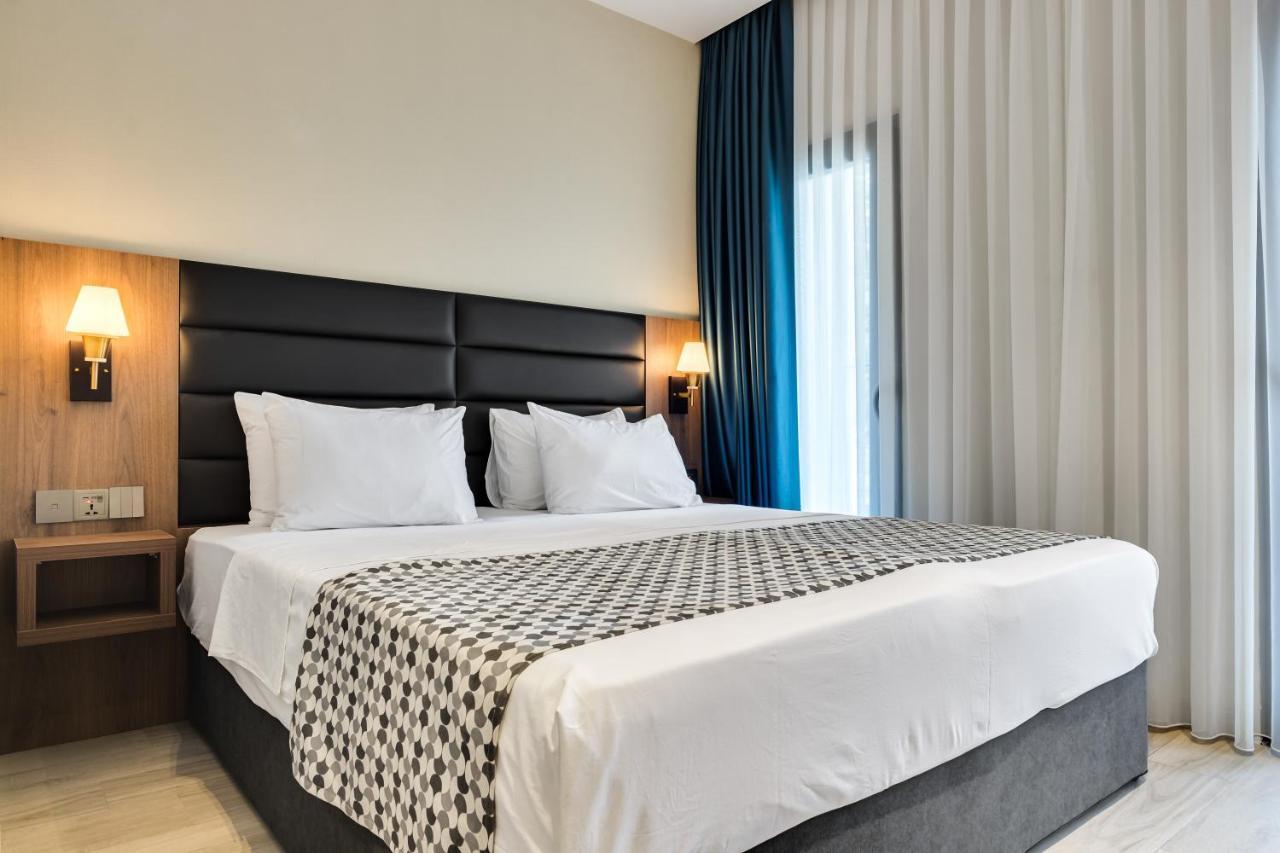 Eleven Inn Tbilisi Esterno foto